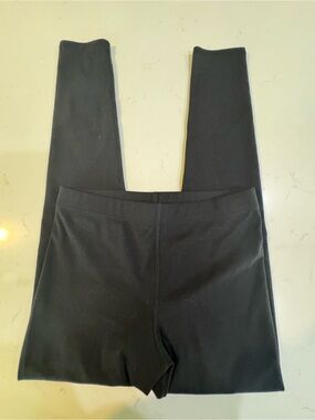Black Leggings - Comfortable Everyday Bottoms